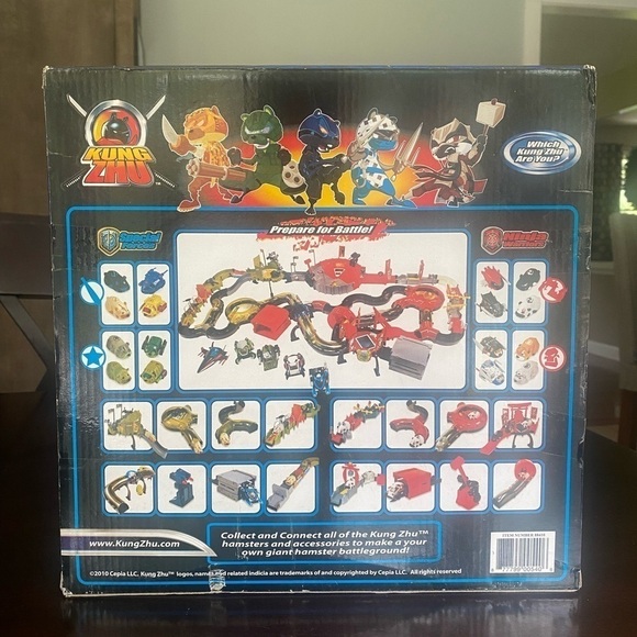 NIB ZhuZhu Pets KUNG ZHU‎ Ninja Dojo Base High-Rise Samurai Headquarters - Picture 2 of 2